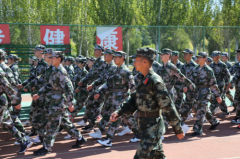 师大满园尽是阳刚绿